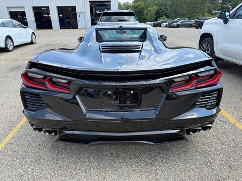 Used 2023 Chevrolet Corvette Stingray Preferred Conv w/ Z51 Performance Package RWD image 3
