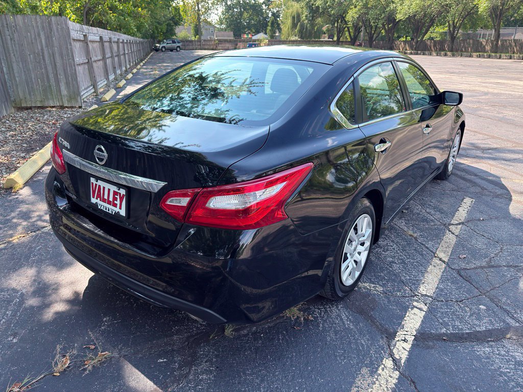 Used 2016 Nissan Altima 2.5 S w/ Power Driver Seat Package FWD image 11