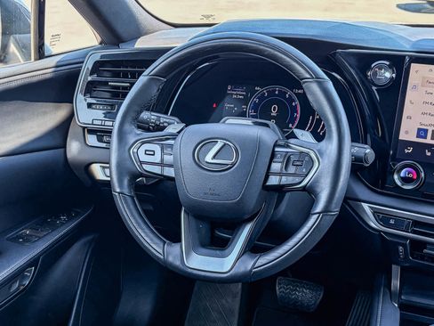 Used 2023 Lexus RX 350 Premium image 14