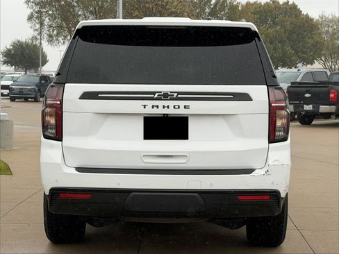 Used 2024 Chevrolet Tahoe Z71 w/ Luxury Package image 5