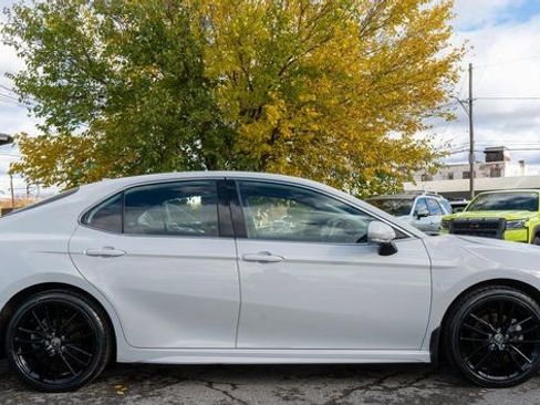 Used 2024 Toyota Camry XSE w/ Cold Weather Package image 5