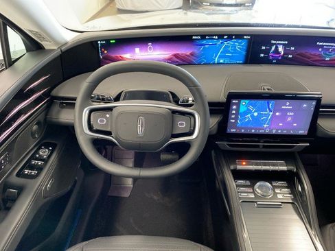 New 2026 Lincoln Nautilus Reserve AWD/4WD image 42