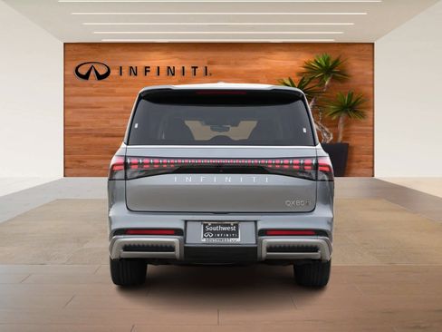 Certified 2025 INFINITI QX80 Sensory image 6