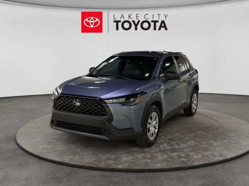 Used 2023 Toyota Corolla Cross L FWD image 1