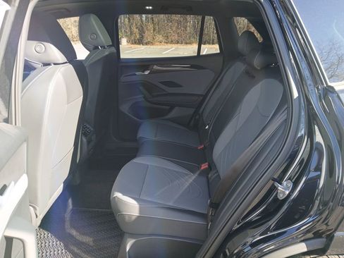 New 2026 Volkswagen Tiguan SE R-Line image 24