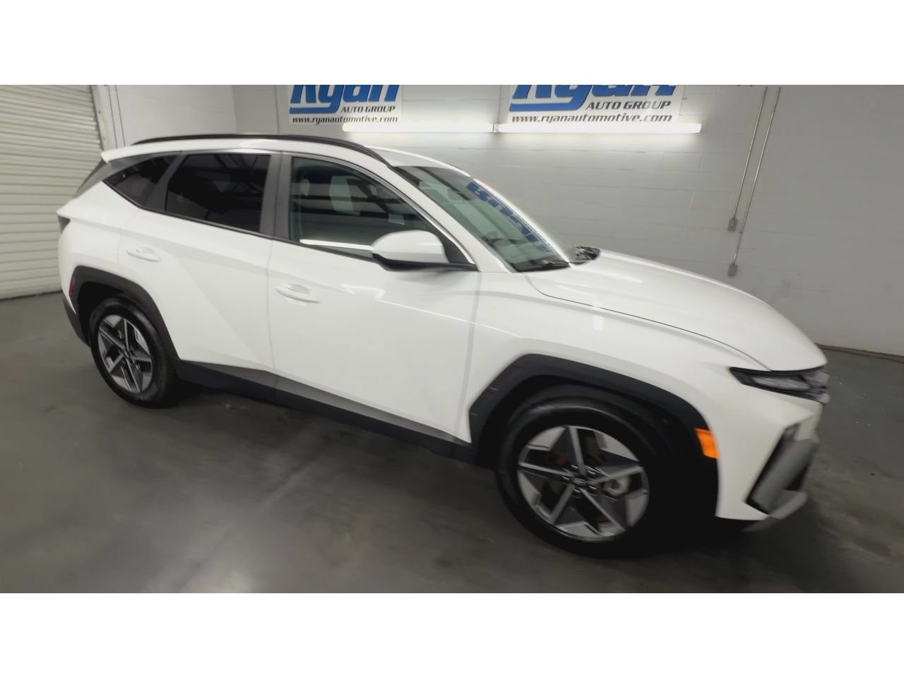 Used 2025 Hyundai Tucson SEL FWD image 2