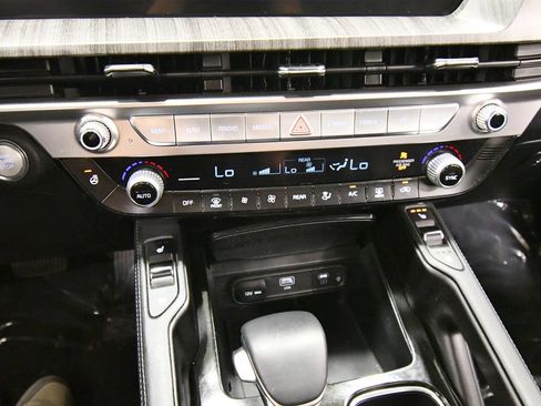 Certified 2025 Kia Telluride EX X-Line AWD/4WD image 27