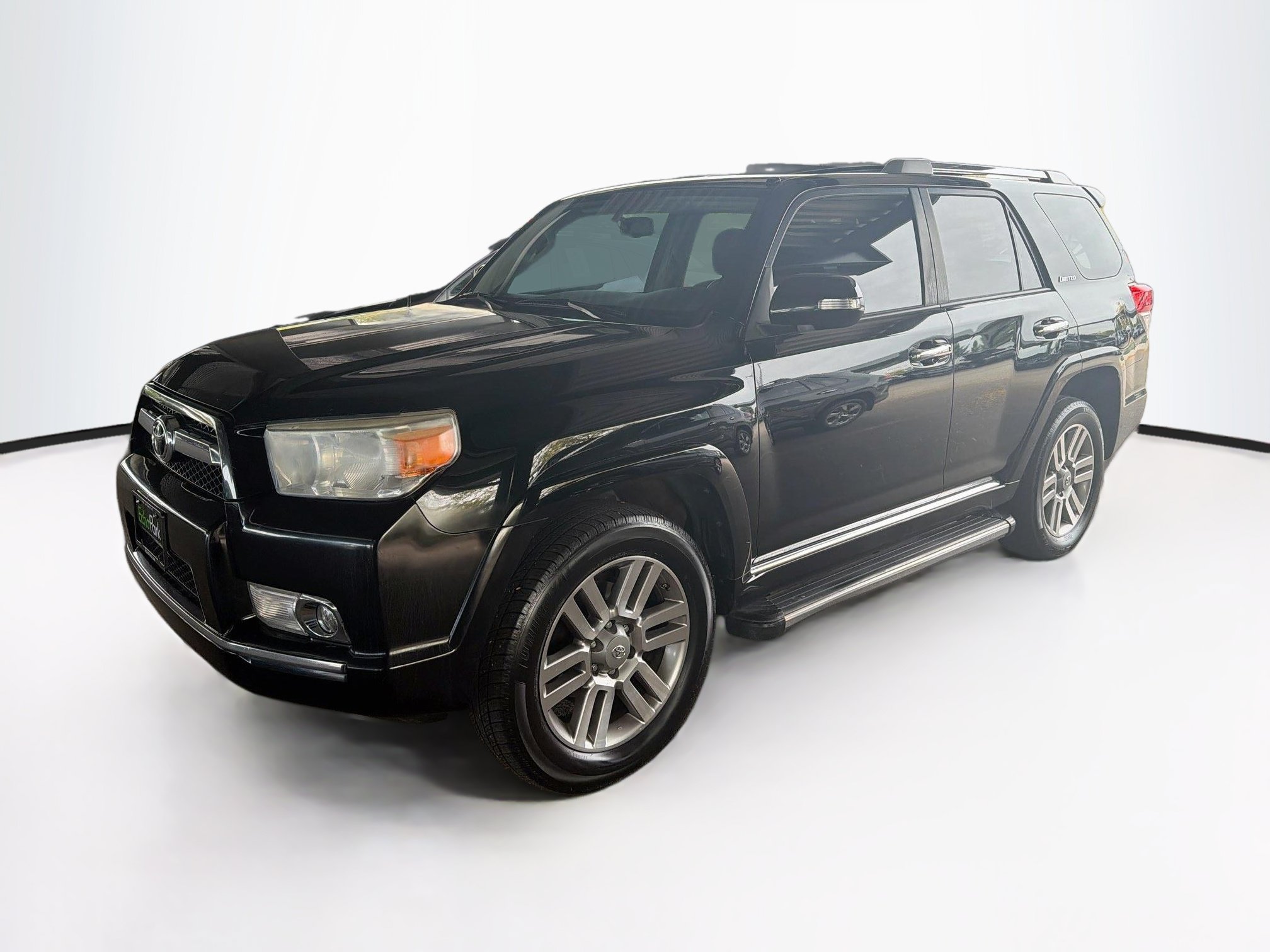 Used 2012 Toyota 4Runner Limited AWD/4WD image 3