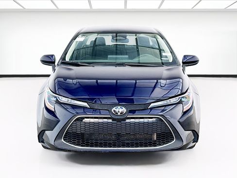 Used 2023 Toyota Corolla LE FWD image 2