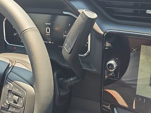New 2026 GMC Sierra 2500 AT4 w/ AT4 Premium Plus Package AWD/4WD image 14