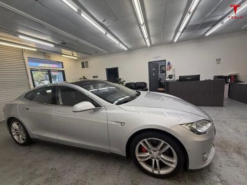 Used 2014 Tesla Model S P85D AWD/4WD image 7