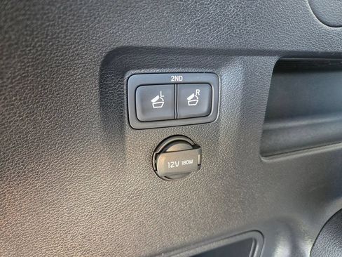 Used 2022 Kia Telluride EX FWD image 23