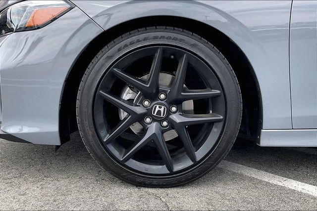 Used 2025 Honda Civic Sport image 8