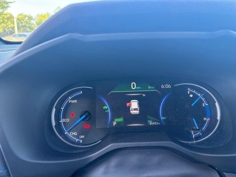 Used 2020 Toyota RAV4 XSE AWD/4WD image 13