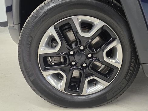 Used 2018 Jeep Compass Trailhawk w/ Navigation Group image 37