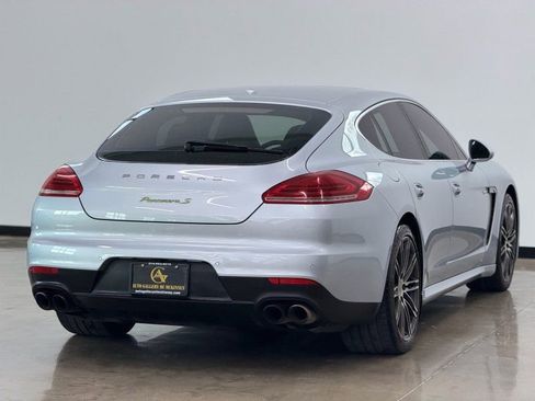 Used 2016 Porsche Panamera S image 7