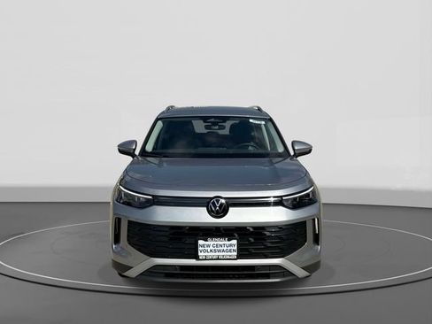 Certified 2026 Volkswagen Tiguan S FWD image 2