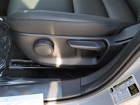 New 2025 MAZDA CX-30 AWD 2.5 S w/ Select Sport Pkg image 17