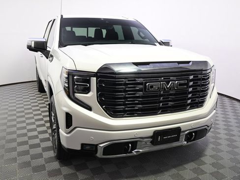 Used 2023 GMC Sierra 1500 Denali Ultimate AWD/4WD image 9