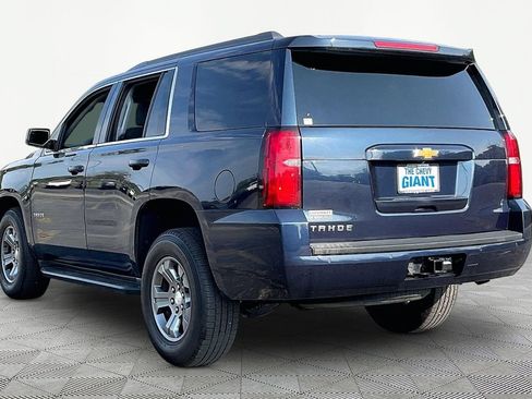 Used 2018 Chevrolet Tahoe LS w/ Enhanced Driver Alert Package RWD image 4