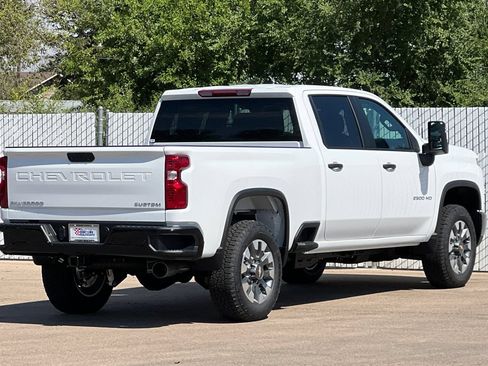 New 2026 Chevrolet Silverado 2500 Custom w/ Custom Value Package AWD/4WD image 4