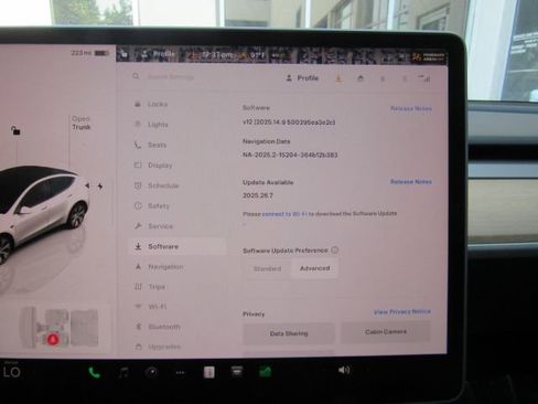 Used 2023 Tesla Model Y Long Range image 42