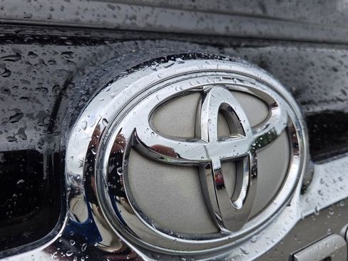 Used 2015 Toyota 4Runner Limited RWD image 14
