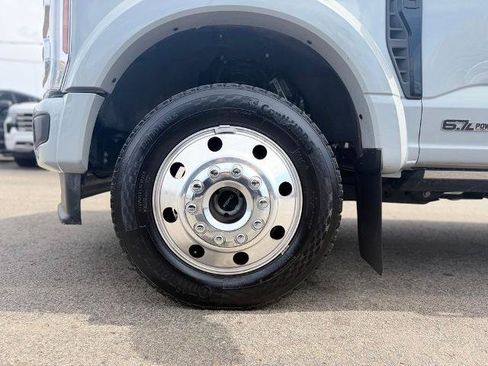 Certified 2025 Ford F450 Platinum w/ FX4 Off-Road Package AWD/4WD image 3