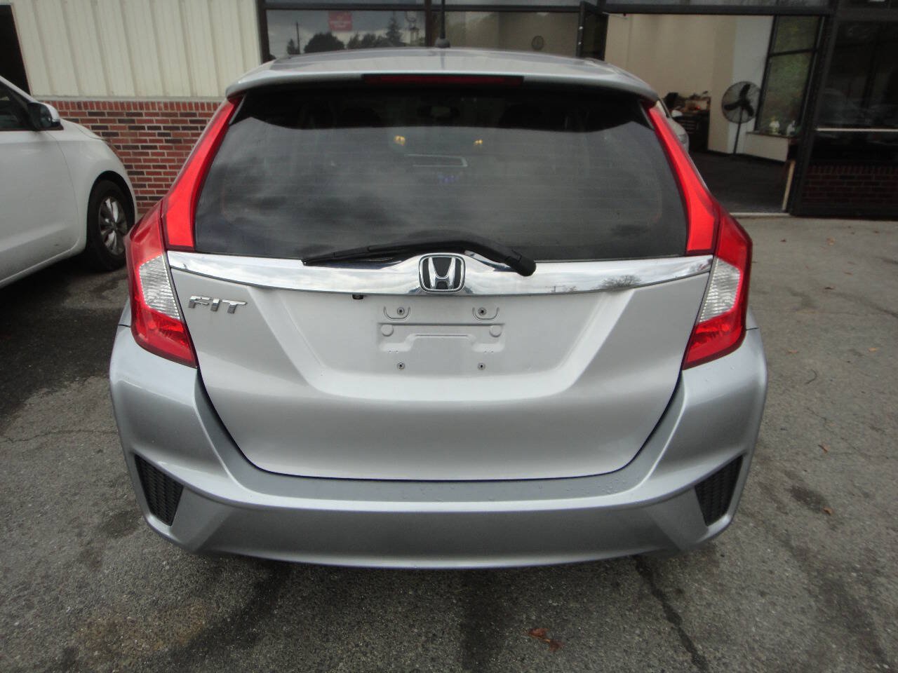 Used 2017 Honda Fit EX image 5