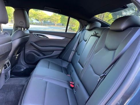 Used 2022 Cadillac CT5 Luxury RWD image 16