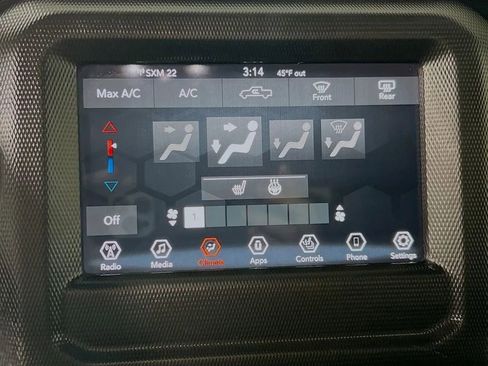 Used 2022 Jeep Gladiator Sport image 16