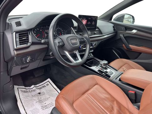 Used 2021 Audi Q5 Premium w/ Convenience Package image 13