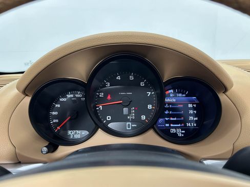 Used 2013 Porsche Boxster RWD image 20