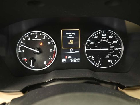 Used 2023 Subaru Outback Premium image 7