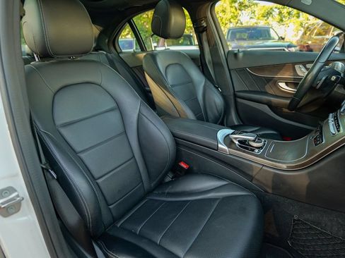 Used 2018 Mercedes-Benz C 300 4MATIC Sedan image 37