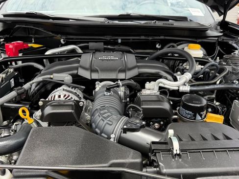 Certified 2023 Toyota GR86 w/ ALL Weather Mat Package (TMS) RWD image 31