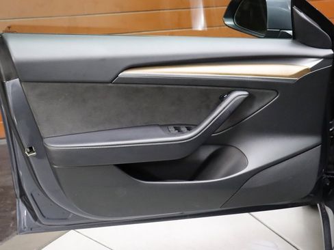 Used 2022 Tesla Model 3 Long Range image 33