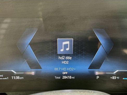 Used 2026 BMW X1 xDrive28i w/ Technology Package AWD/4WD image 19