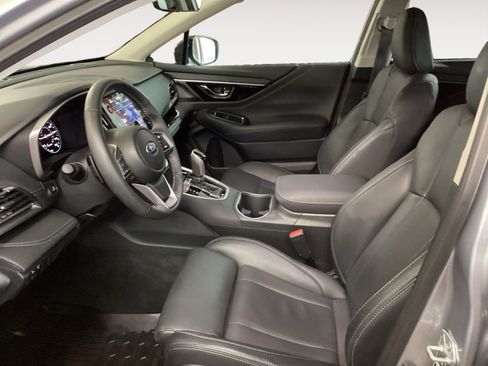 Certified 2025 Subaru Outback Limited AWD/4WD image 9