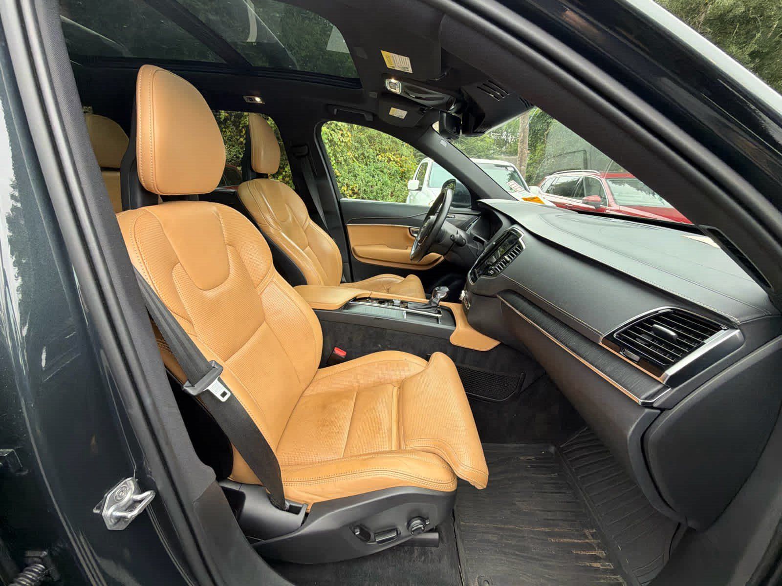 Used 2021 Volvo XC90 T6 Inscription AWD/4WD image 18