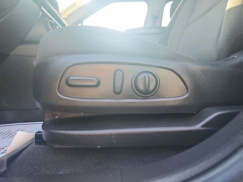 Used 2024 Chevrolet Blazer LT w/ Convenience Package image 16