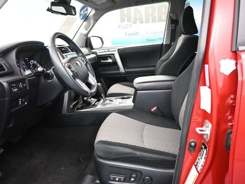 Used 2024 Toyota 4Runner SR5 image 12