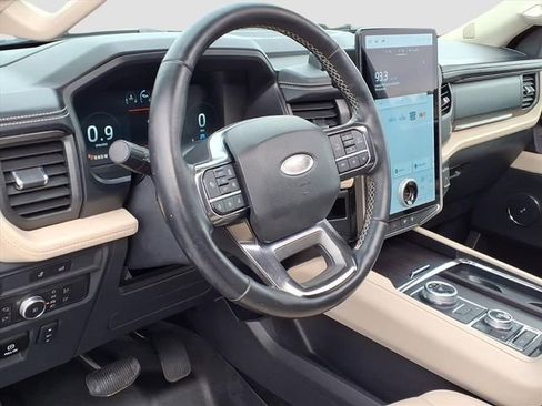 Used 2022 Ford Expedition Max Platinum image 15