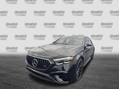 Used 2026 Mercedes-Benz E 53 AMG e 4MATIC Sedan image 5