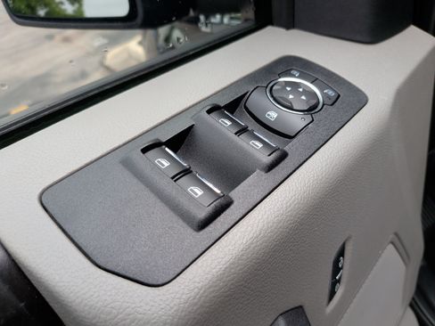 Used 2019 Ford F150 XL w/ Equipment Group 101A Mid RWD image 25