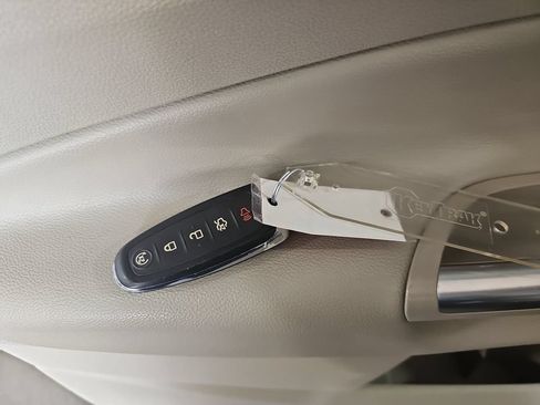 Used 2014 Ford Escape Titanium w/ Equipment Group 401A FWD image 40