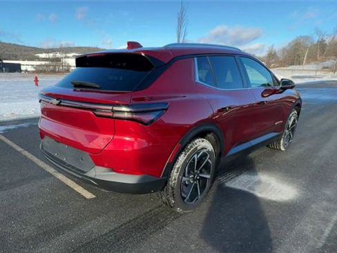 New 2026 Chevrolet Equinox EV LT image 8