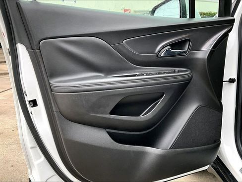 Used 2018 Buick Encore Preferred image 21