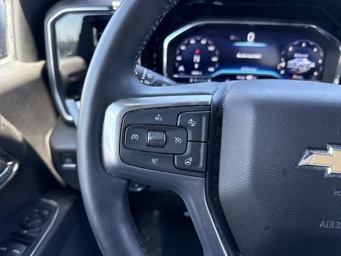 Used 2024 Chevrolet Silverado 1500 LT image 17