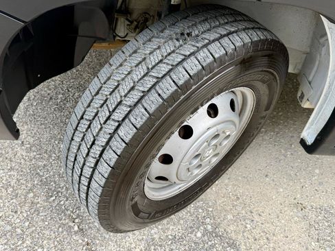 Used 2023 RAM ProMaster 2500 FWD image 15